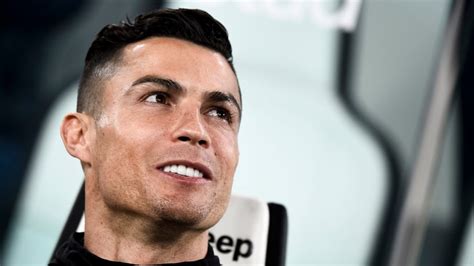 Cristiano Ronaldo convoca torcida para apoiar virada da Juventus É