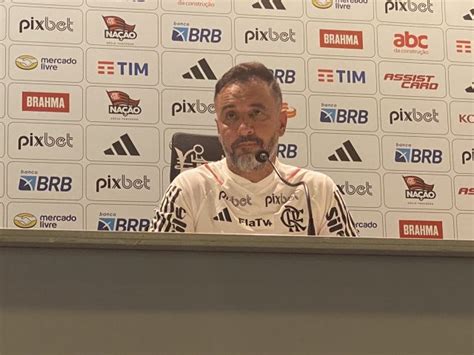 Vítor Pereira do Flamengo alfineta Fernando Diniz do Fluminense