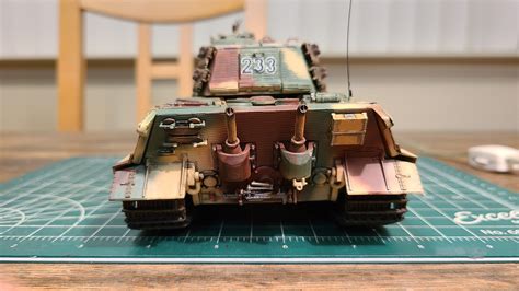 PZ KPFW VI SD KFZ 182 Tiger Plastic Model Military Vehicle Kit 1