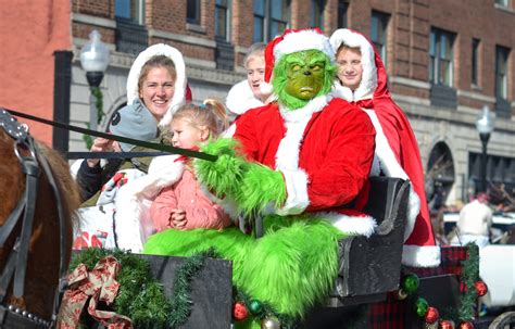 Lawrence Old-Fashioned Christmas Parade to return for 30th year ...