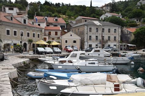 Zbog neplaćenih naknada prijeti brisanje 518 plovila od Bakra do