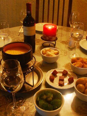 Chateau S O Francisco Fondue Restaurante Gramado Restaurant