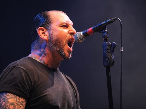 The Story Goes On Social Distortion S Mike Ness Teases New Record