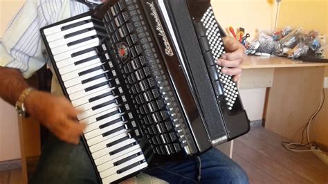 Royal Standard Weltmeister Meteo Bass Lmmh Accordion