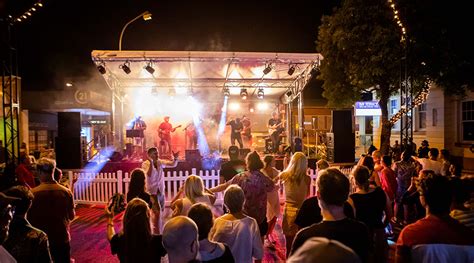 Modmove Brisbanes Bayside Festival Wynnum Fringe Returns Bigger Than