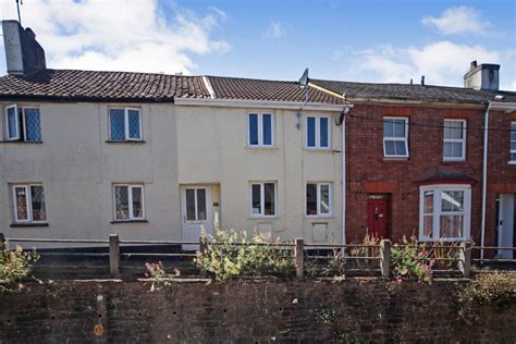 2 Bedroom Terraced House For Sale In Park Street Crediton EX17 3EA