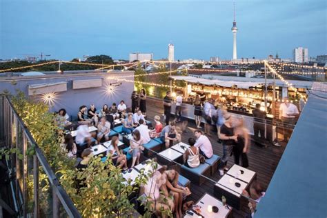 Rooftop Bars In Berlin K Hle Drinks Auf Den D Chern Berlins