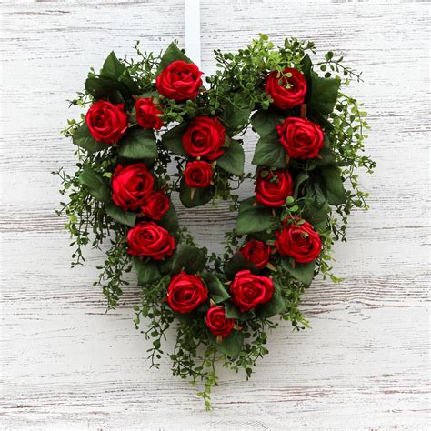 Heart Wreaths - Heart Shaped Wreaths - Valentine Wreath – Darby Creek Trading