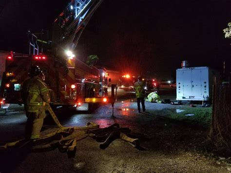 Fire Crews Battle 2 Alarm Blaze In Slc Mobile Home Gephardt Daily