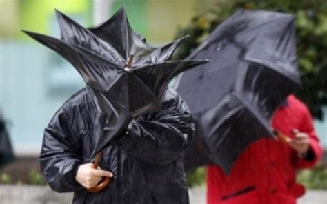 Ploi In Aproape Toata Tara Miercuri Meteorologii Anunta Vijelii Cu