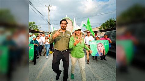 Carlos Peña Ortiz y Maki Ortiz fortalecen su vínculo con los vecinos de