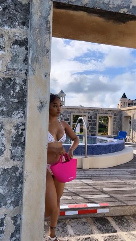 Shenseea 😍 in 2022 | Bikini photography, Body goals, Beautiful bikini