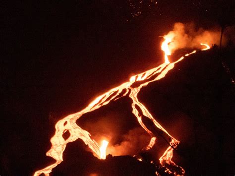 La Lava Cubre Hect Reas En Horas Y Eleva A La Superficie