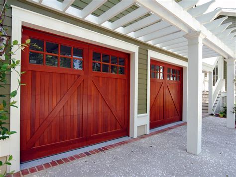 Important Design Concepts For Traditional Garage Doors