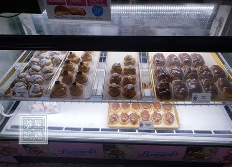 Leonard’s Bakery – Incredible Malasadas – Stars and Treats