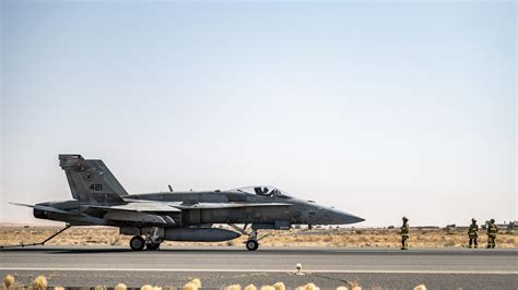 Kuwait Air Force F/A-18 Certifies Aircraft Arresting System > U.S. Air ...