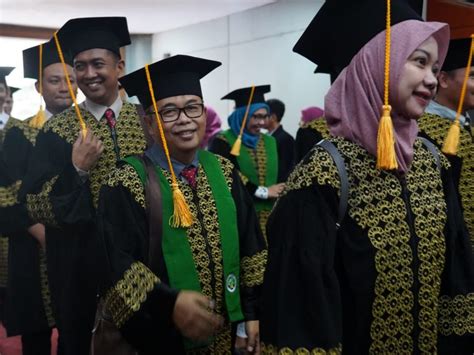 Wisuda Periode Ke 123 Universitas Negeri Malang UM 12 November 2023