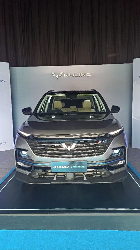 Makin Canggih Ini Dia Fitur Mewah Di Wuling Almaz Hybrid