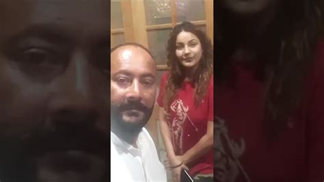 Ye Kaya Ho Rha Hai Bollywood Kay Sath Shehnaaz Gill Kay Father Ab