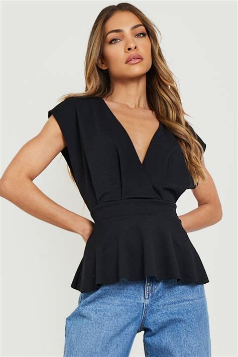 Plunge Tops Women S V Neck And Deep Plunge Tops Boohoo