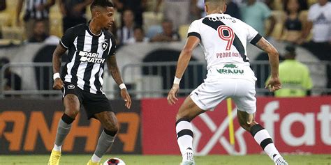 Botafogo E Vasco Fazem Cl Ssico De Opostos No Campeonato Brasileiro