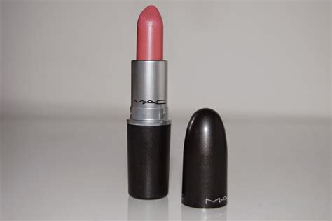 Beauty Box: MAC Lipstick in Brave Review