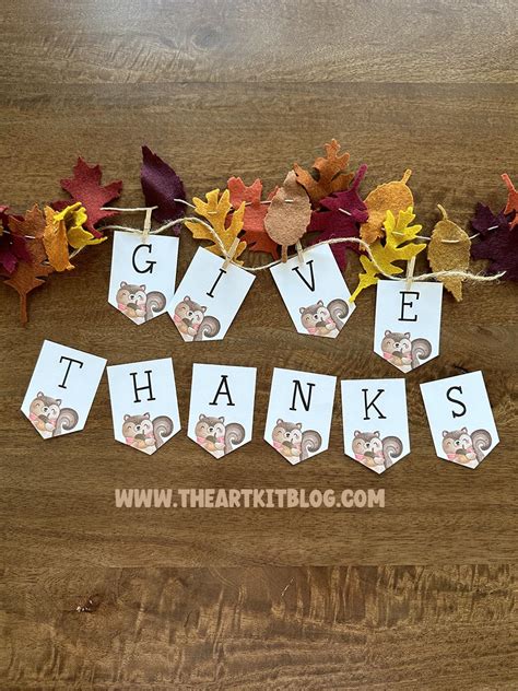 Give Thanks Banner FREE Printable! - The Art Kit