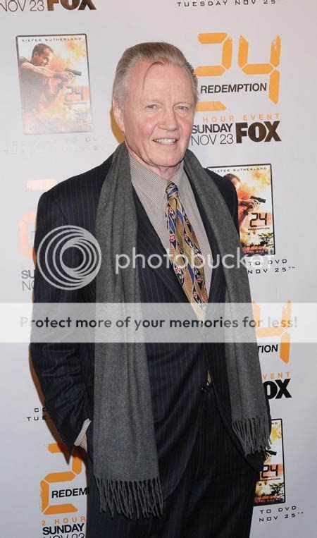 Cele|bitchy | Jon Voight hopes to meet his new grandchildren for Christmas