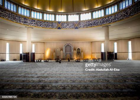 King Fahad Mosque Photos and Premium High Res Pictures - Getty Images