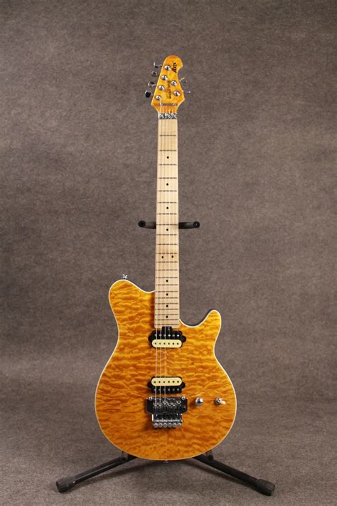 Music Man OIP electric guitar AAAAA quilted maple top floyd rose bridge Quilted maple top ...