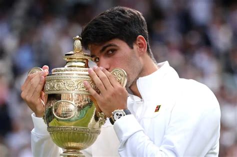 Carlos Alcaraz Verteidigt Wimbledon Titel Gegen Novak Djokovic