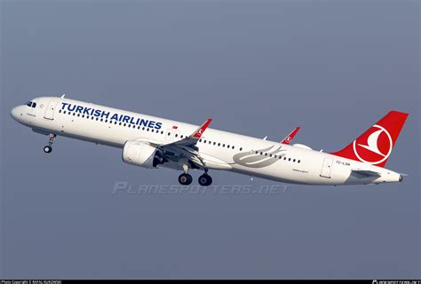 TC LSN Turkish Airlines Airbus A321 271NX Photo By RAFAL KUKOWSKI ID