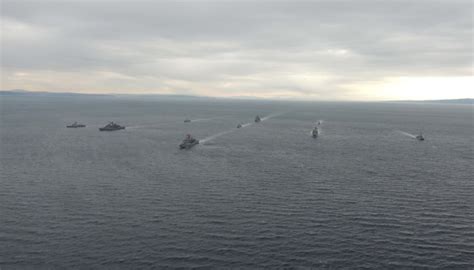 Six Russian large landing ships entering Black Sea "for exercises ...