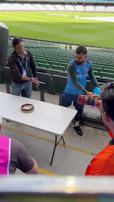 Vikrant Gupta On Twitter Virat Kohli Cutting His Birthday Cake At The Mcg Imvkohli