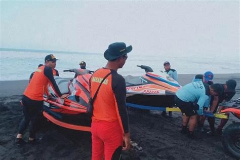 Siagakan Tim Jetski Basarnas Antisipasi Kecelakaan Laut Radar Jogja