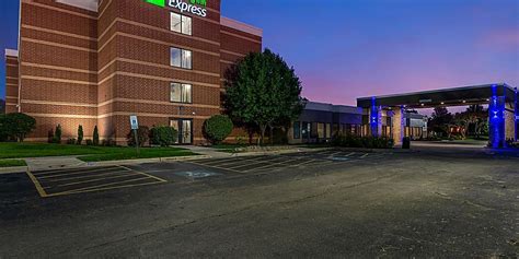 Holiday Inn Express Naperville, an IHG Hotel, Naperville, IL Jobs ...