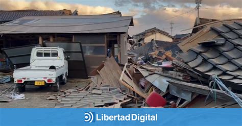 Un Terremoto De Magnitud 7 6 Grados Provoca Una Alerta De Tsunamis En