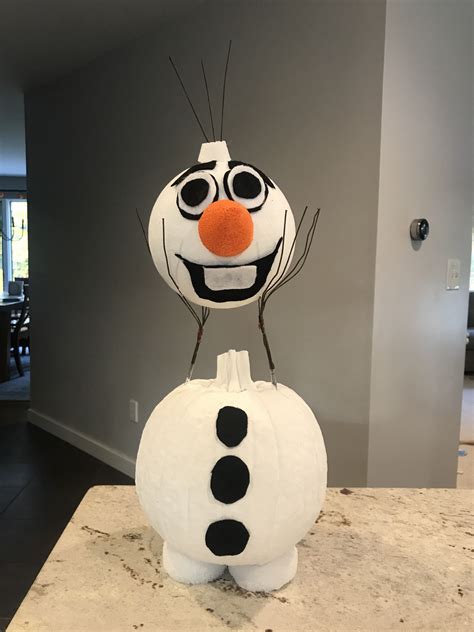 Olaf pumpkin painting | Disney pumpkin painting, Olaf pumpkin, Painted ...