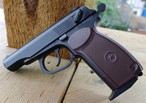 Kwc Makarov Pm Co2 Blowback Bb Pistol Table Top Review — Replica Airguns Blog Airsoft Pellet