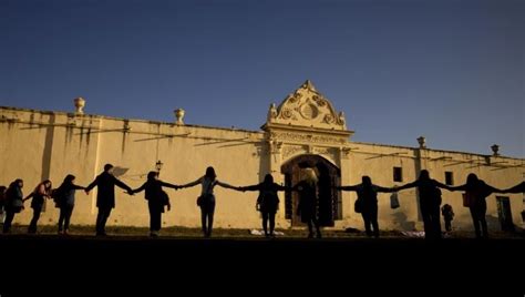 El Arzobispo De Salta Y Tres Religiosos Cometieron Abusos Sexuales