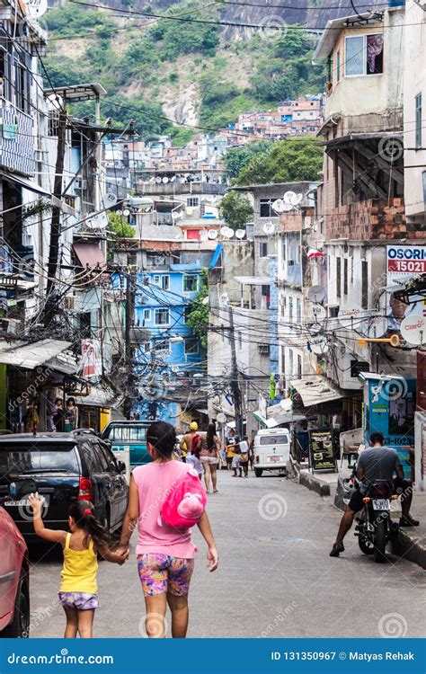 Street in favela Rocinha editorial photography. Image of brick - 131350967