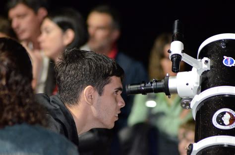 Este sábado habrá una nueva observación astronómica en el Aeropuerto