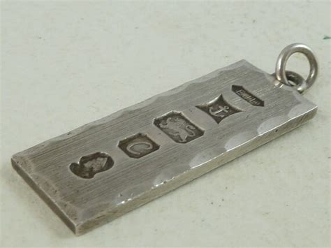 1977 Jubilee Hallmark Britannia Silver Ingot Pendant Gem