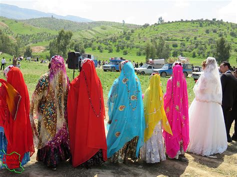 Iranian Nomads Lifestyle Clothing And Photos Iran Adventure