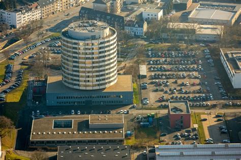 M Lheim An Der Ruhr Aus Der Vogelperspektive B Ro Und