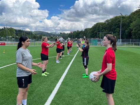 Trainingslager Frauen Und M Dchenfussball Rot Weiss Ahlen E V