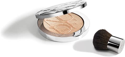 Dior Nude Air Illuminating Powder Glowing Collection Review