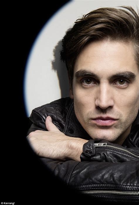 charlie simpsons instagram twitter facebook  idcrawl