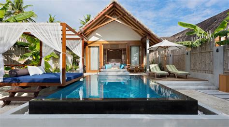 Furaveri Island Resort And Spa Guide MALDIVES