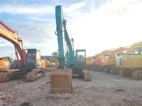 Used Excavator Kobelco Sk200 8 Kobelco Digger Secondhand 20t